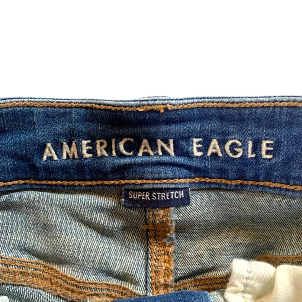 American Eagle AE Hi-Rise Shortie Denim Jean Shorts Button Fly Distressed Size 6 - Picture 5 of 14